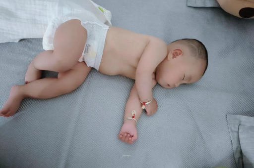 屯昌孕妇肚子一跳一跳